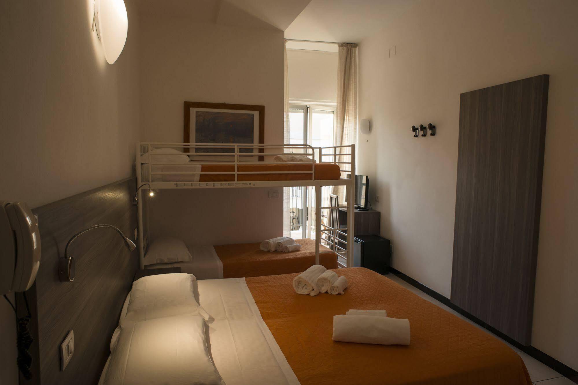 Hotel Madison Gabicce Mare Extérieur photo