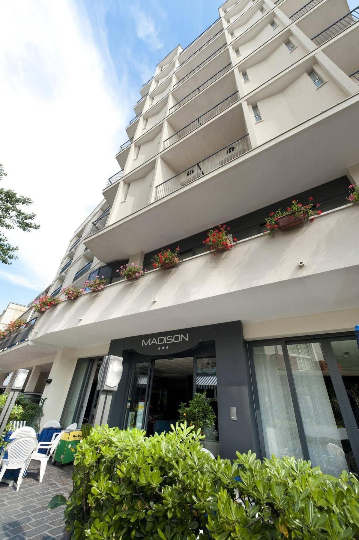 Hotel Madison Gabicce Mare Extérieur photo